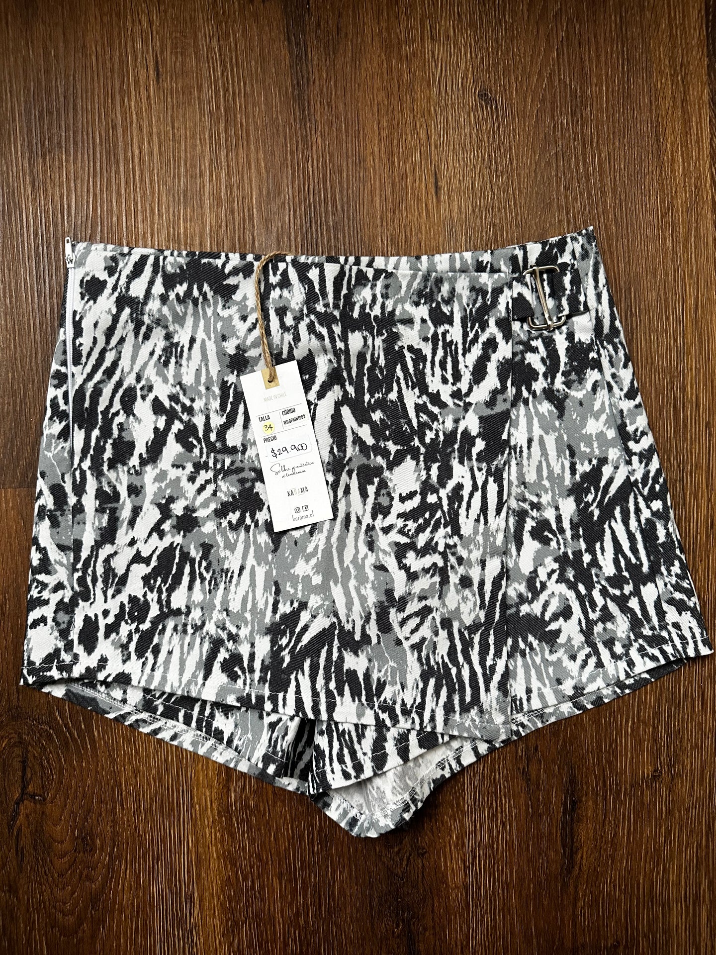 SHORT WILD PRINT